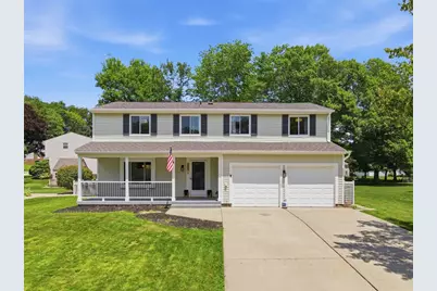 203 Lochinver Dr, Moon/Crescent Twp, PA 15108 - Photo 1