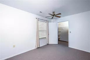 302 Brookstone Ct, Center Township, PA 16001 - Photo 21