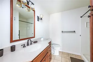 302 Brookstone Ct, Center Township, PA 16001 - Photo 17