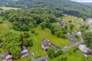 134 Trouttown Rd, Hunker, PA 15639 - Photo 5
