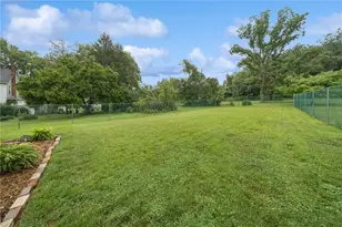 134 Trouttown Rd, Hunker, PA 15639 - Photo 7