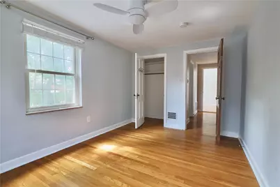 633 Crystal Dr, Pittsburgh, PA 15228 - Photo 27