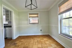 633 Crystal Dr, Pittsburgh, PA 15228 - Photo 7