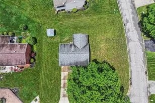 1794 Cedaridge Dr, South Park, PA 15129 - Photo 25