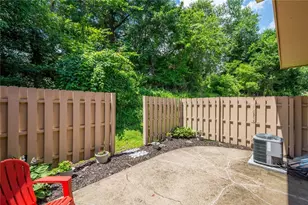 3125 Laurel Ridge Cir, South Fayette, PA 15017 - Photo 9
