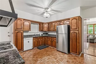 437 S Aiken Ave, Friendship Park, PA 15232 - Photo 5