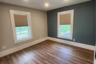 517 Hamilton Ave, Farrell, PA 16121 - Photo 21