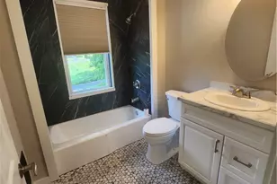 517 Hamilton Ave, Farrell, PA 16121 - Photo 19