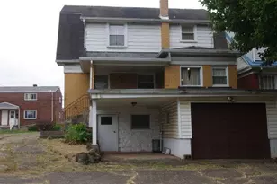 1105 Monroeville Ave, Turtle Creek, PA 15145 - Photo 17