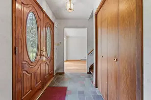 160 Phillips Ln, Allegheny Township, PA 15656 - Photo 9