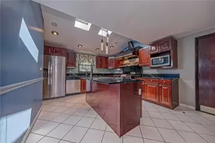 308 E Elmhurst, Banksville/Westwood, PA 15220 - Photo 11