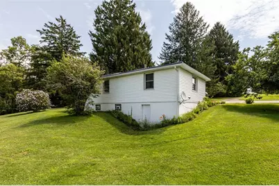 2856 State Route 136, Somerset Twp, PA 15314 - Photo 5