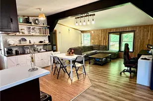 820 Maple Ct, Cranberry Township, PA 16066 - Photo 5