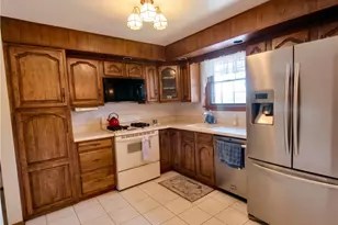 219 Lenore Dr, Kennedy Township, PA 15136 - Photo 15
