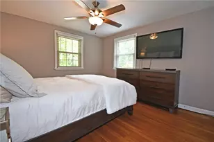 75 Iroquois Dr, Pittsburgh, PA 15228 - Photo 17