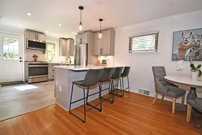 75 Iroquois Dr, Pittsburgh, PA 15228 - Photo 5