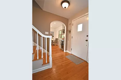 75 Iroquois Dr, Pittsburgh, PA 15228 - Photo 3