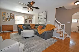 75 Iroquois Dr, Pittsburgh, PA 15228 - Photo 13