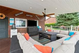 216 Mccartney Dr, Moon/Crescent Twp, PA 15108 - Photo 41