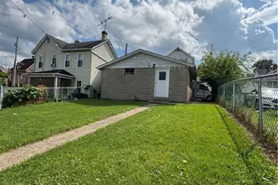 209 Crest Ave, Charleroi Boro, PA 15022 - Photo 25
