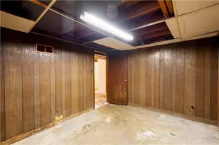 524 Brinwood Ave, Pittsburgh, PA 15227 - Photo 17