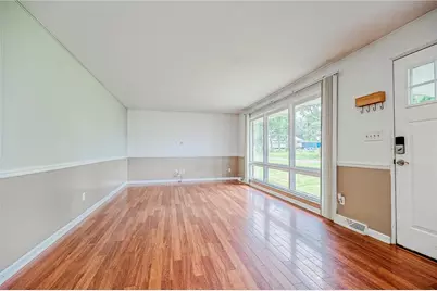 18 John Drive, Hanover Township, PA 15021 - Photo 5