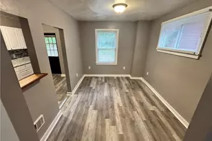 327 Mathews St, Pittsburgh, PA 15210 - Photo 5