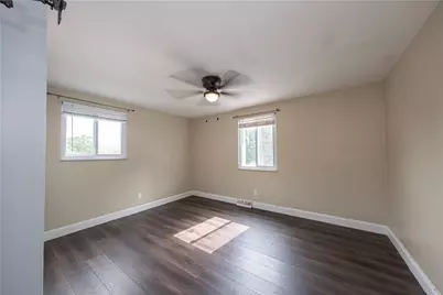 701 Millers Ln, Pittsburgh, PA 15239 - Photo 15