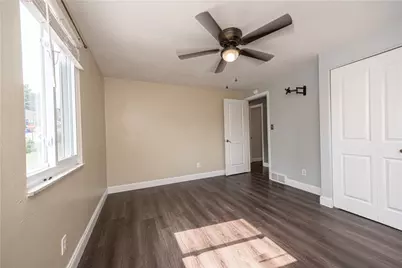 701 Millers Ln, Pittsburgh, PA 15239 - Photo 17
