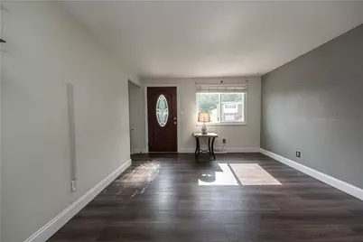 701 Millers Ln, Pittsburgh, PA 15239 - Photo 3