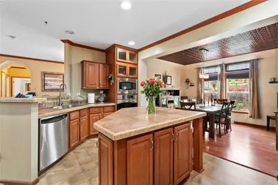 131 Helena St, West Mifflin, PA 15122 - Photo 7