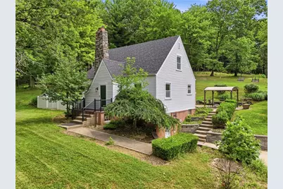 809 Franklin Rd, Pine Township, PA 16046 - Photo 1
