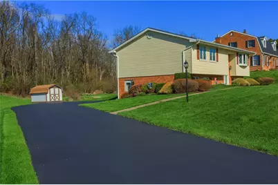 1123 Brookshire Dr, Shenango Township, PA 16101 - Photo 3