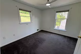 148 S Duane Dr, Pittsburgh, PA 15239 - Photo 25