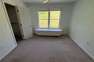 148 S Duane Dr, Pittsburgh, PA 15239 - Photo 23