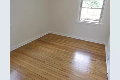 3611 W 3rd Ave, West Mayfield, PA 15010 - Photo 9