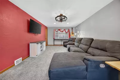 6714 Highland Ave, Finleyville, PA 15332 - Photo 7