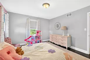 725 Vernon Dr, Rostraver, PA 15012 - Photo 25