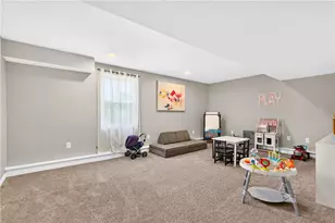 725 Vernon Dr, Rostraver, PA 15012 - Photo 29