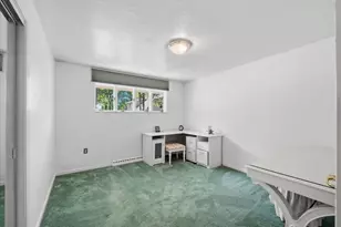 9506 Springfield Dr, Pittsburgh, PA 15101 - Photo 25