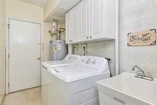 5128 Polo Fields Dr, Hampton, PA 15044 - Photo 9