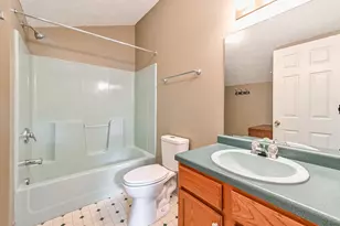 5128 Polo Fields Dr, Hampton, PA 15044 - Photo 17