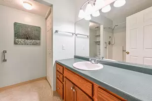 5128 Polo Fields Dr, Hampton, PA 15044 - Photo 11