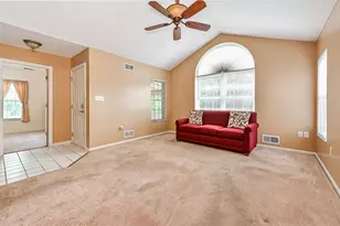 5128 Polo Fields Dr, Hampton, PA 15044 - Photo 3