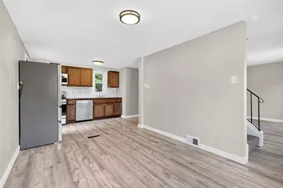 11400 Azalea Dr, Pittsburgh, PA 15235 - Photo 15