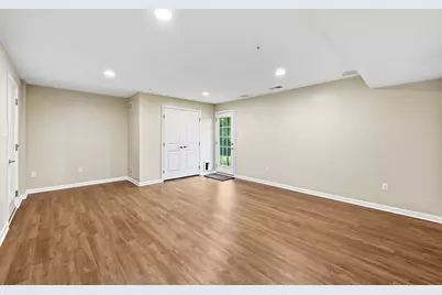 805 Pointe View Drive, Adams Township, PA 16046 - Photo 13