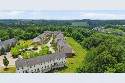805 Pointe View Drive, Adams Township, PA 16046 - Photo 5