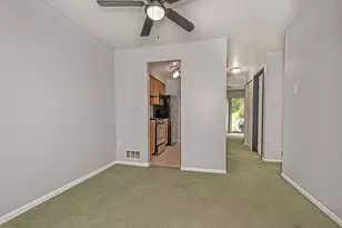 454 Willow Ct, Ross Twp, PA 15237 - Photo 5