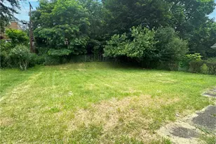 169 Cherrydell Dr, Scott Township, PA 15220 - Photo 11