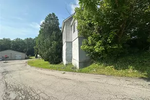 235 Kangaroo Hill Rd, Sewickley Township, PA 15660 - Photo 1